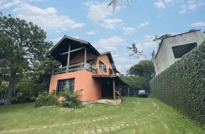 Casa com 3 quartos à venda na Servidão do Cravo Branco, 99, Rio Tavares, Florianópolis por R$ 1.800.000