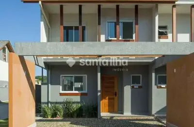 Casa em condomínio fechado com 3 quartos à venda na Rua Sagrado Coração de Jesus, 811, Morro das Pedras, Florianópolis por R$ 1.600.000