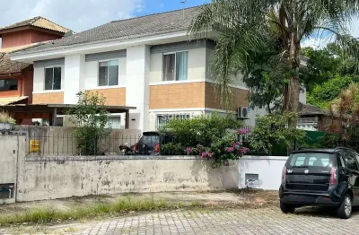 Casa com 2 quartos à venda na Rua Vista do Sol, 103, Campeche, Florianópolis por R$ 1.200.000