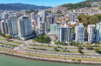 Apartamento com 3 quartos à venda na Rua Rui Barbosa, 46, Agronômica, Florianópolis por R$ 1.700.000