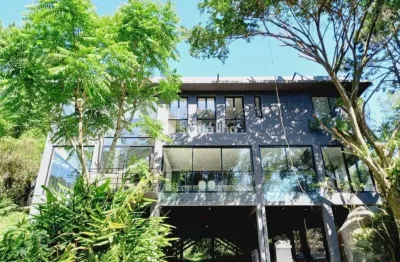 Casa em condomínio fechado com 3 quartos para alugar na Avenida Pequeno Príncipe, 1095, Campeche, Florianópolis por R$ 22.000