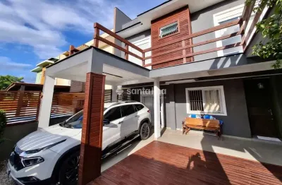 Casa com 3 quartos à venda na Rua Caminho das Bromélias, 35, Campeche, Florianópolis por R$ 1.380.000