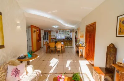 Casa em condomínio fechado com 4 quartos à venda na rua isid dutra, 173, sambaqui, florianópolis por r$ 2.300.000