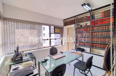 Sala comercial para alugar na Rua Machado Bittencourt, Vila Clementino, São Paulo