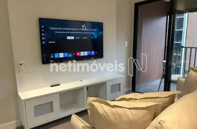 Apartamento com 2 quartos para alugar na Rua Alves Guimarães, 170, Pinheiros, São Paulo