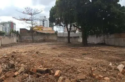 Terreno exclusivo de 1.300m² no coração de campos dos goytacazes