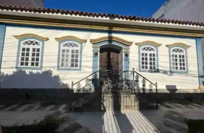 Casa ampla à venda e locação no parque turf club – 4 quartos, 2 suítes e 5 vagas, campos dos goytac