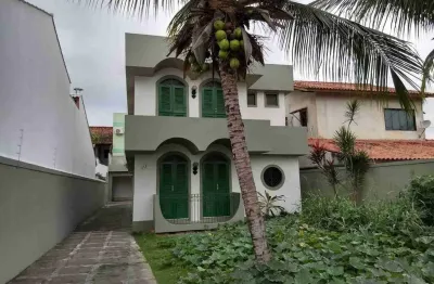 Casa duplex estilo colonial à venda na pelinca – amplo terreno de 10x35, campos dos goytacazes, rj
