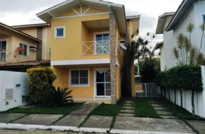 Casa duplex em condomínio fechado com 3 quartos, suíte e lazer completo – campos dos goytacazes/rj