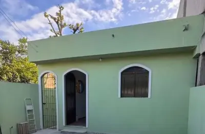 Casa à venda com ponto de comércio na frente, com 3 quartos, sendo 1 suíte - parque julião nogueira