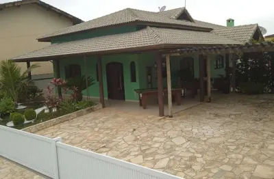 Casa espacosa em condomínio à venda com 3 quartos - morada da praia, bertioga, sp