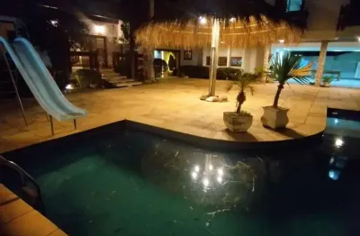 Casa à venda com 5 quartos, sendo 4 suítes - parque califórnia, campos dos goytacazes, rj