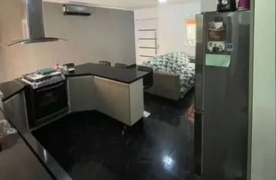 Casa térrea reformada com energia solar e design moderno em são caetano – conforto, localização e e