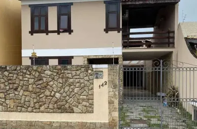 Casa duplex com varanda coberta à venda, parque rosário, campos dos goytacazes, rj