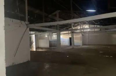 Galpão comercial 600m² de esquina – avenida alberto lamego – campos dos goytacazes/rj