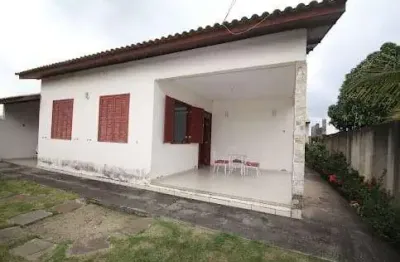 Casa grande à venda com 3 quartos, sendo 2 suíte - parque imperial,  campos dos goytacazes, rj