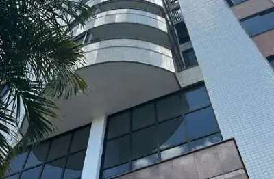 Apartamento à venda no ed. podium com 2 quartos, sendo 1 suíte - campos dos goytacazes, rj