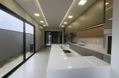 Casa de alto padrão à venda no condomínio residencial villa bella siena