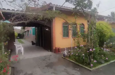 Casa geminada à venda, 300 mt da praia 2 dormitórios indaiá, bertioga, sp