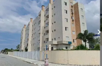 Apartamento 2 dormitórios padrão à venda, 200 mt da praia, na frente camara de vereadores, rio da p