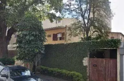 2 Casas no Mesmo Terreno com 380m² - Vila Gilda, Santo André/SP