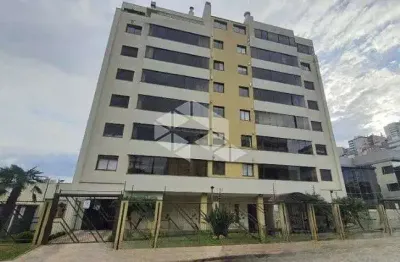 Apartamento à venda com 3 dormitórios, sendo 1 suíte, 1 vaga,  centro, caxias do sul, rs