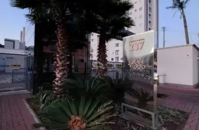 Apartamento à venda com 2 dormitórios, 1 vaga,  Panazzolo, Caxias do Sul, RS