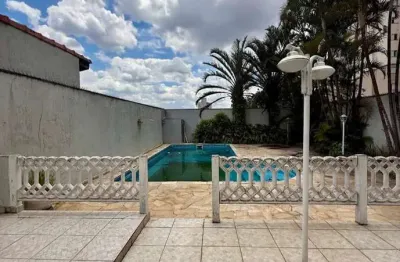 Casa com 5 quartos à venda na Vila Scarpelli, Santo André 