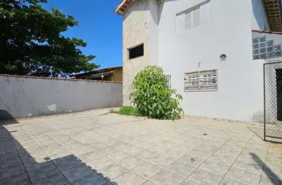 Casa duplex para Venda e Locação com 4 quartos, sendo 1 suíte - Indaiá, Bertioga, SP
