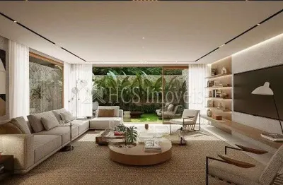 Casa em condomínio de alto padrão, com 3 suítes, 4 vagas de garagem e excelente potencial de personalização por r$ 8.800.000,00