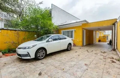 Casa com 3 quartos à venda na Rua Tordesilhas, Lapa, São Paulo