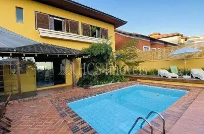 Casa com 5 quartos e 6 banheiros à venda, 345 m² por r$ 2.900.000,00