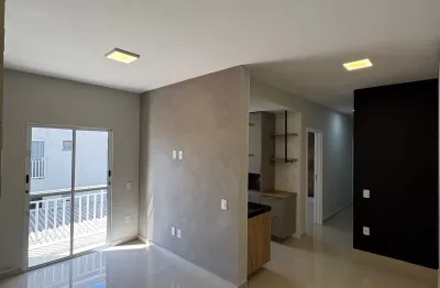 Apartamento reformado, pronto para morar e melhor preço da região.