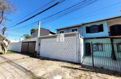 Sobrado no Tarumã com 3 dormitórios à venda por R$580.000,00