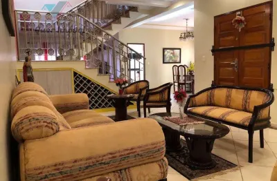 Imóvel de luxo no jardim califórnia: casa com 4 quartos e 350m² em ribeirão preto-sp  quer imóvel negócios imobiliários