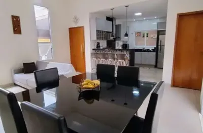 Imperdível oportunidade! casa à venda em bonfim paulista-sp, bairro santa cecília. 3 quartos, 1 suíte, 2 salas, 3 banheiros, 2 vagas de garagem. 146m².
