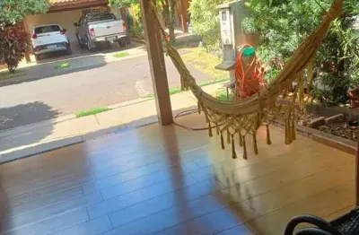 Casa em condomínio à venda em ribeirão preto-sp, parque são sebastião: 3 quartos, 1 suíte, 2 salas, 3 banheiros, 2 vagas. 115m². quer imóvel negócios imobiliários.
