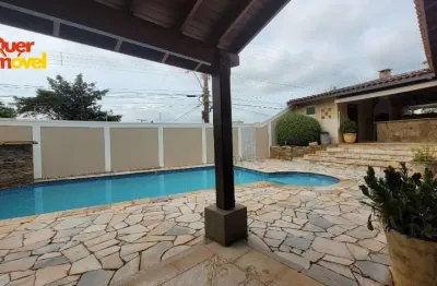 Imóvel de luxo na City Ribeirão: 4 quartos, 2 suítes, 5 banheiros, 3 vagas de garagem! Vem conhecer! Quer Imóvel Negócios Imobiliários!