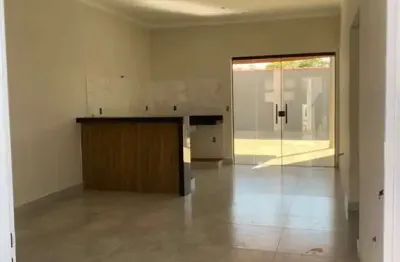Oportunidade única! Casa à venda em Jardinópolis-SP, no Jardim das Aroeiras II, 2 quartos, 1 suíte, 2 banheiros, 2 vagas de garagem. Aproveite! Quer Imóvel Negócios Imobiliários!