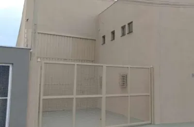 Galpão Comercial de Alto Padrão para Locação em Ribeirão Preto-SP - 4 Salas, 4 Banheiros, 420,00 m² de área total. Quer Imóvel Negócios Imobiliários.