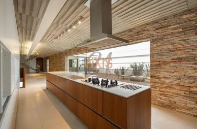 Casa em condomínio fechado com 4 quartos à venda na rua luiz tramontin, campo comprido, curitiba, 550 m2 por r$ 5.990.000