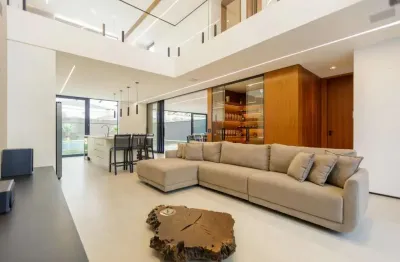 Casa com 3 quartos à venda na Rua Antônio Dariva, 153, Campo Comprido, Curitiba