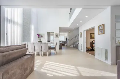 Casa em condomínio fechado com 5 quartos à venda na Rua José Benedito Cottolengo, 810, Campo Comprido, Curitiba