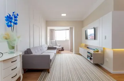 Cobertura com 3 quartos no edifício Village D'oro no Água Verde | Axis 21            Imobiliária