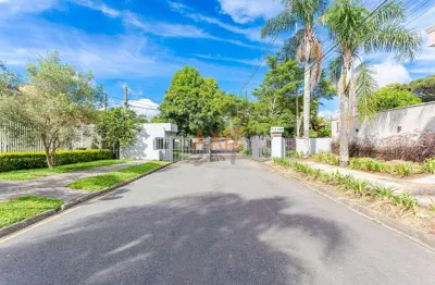Casa à venda na Rua Enrico Caruso, São Braz, Curitiba