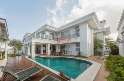 Casa em condomínio fechado com 5 quartos à venda na Rua Luiz Augusto Marckmann Grocoske, 1809, Campo Comprido, Curitiba