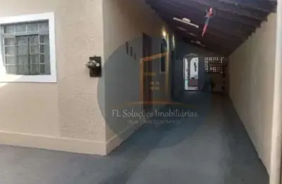 Casa com 3 quartos à venda na pacaembú, setor norte, uberlândia,, pacaembu, uberlândia por r$ 300.000