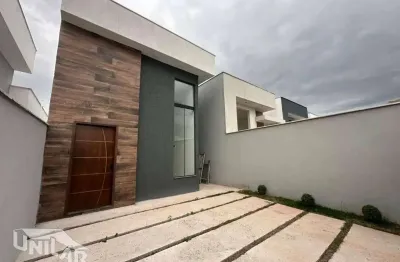 Casa linear de 02 quartos sendo 1 suíte à venda, no bairro bela vista em resende/rj.