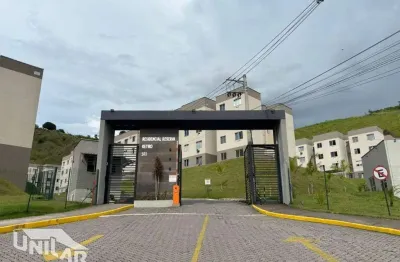 Apartamento com 2 dormitórios para alugar, 52 m² por R$ 1.400/mês - Retiro - Volta Redonda/RJ