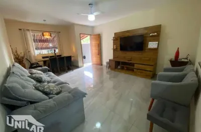 Casa de 02 quartos à venda no Bairro de Fátima em Barra do Piraí/RJ. Ótimo acabamento.